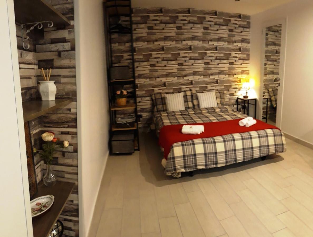 Nadine Penthouse Studio Apartment Naples Exterior photo